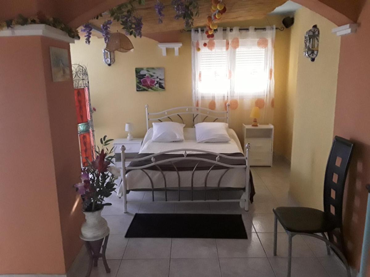 Villas En Chanay 2 Dagneux Экстерьер фото